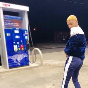 Meet your Posher, Derek